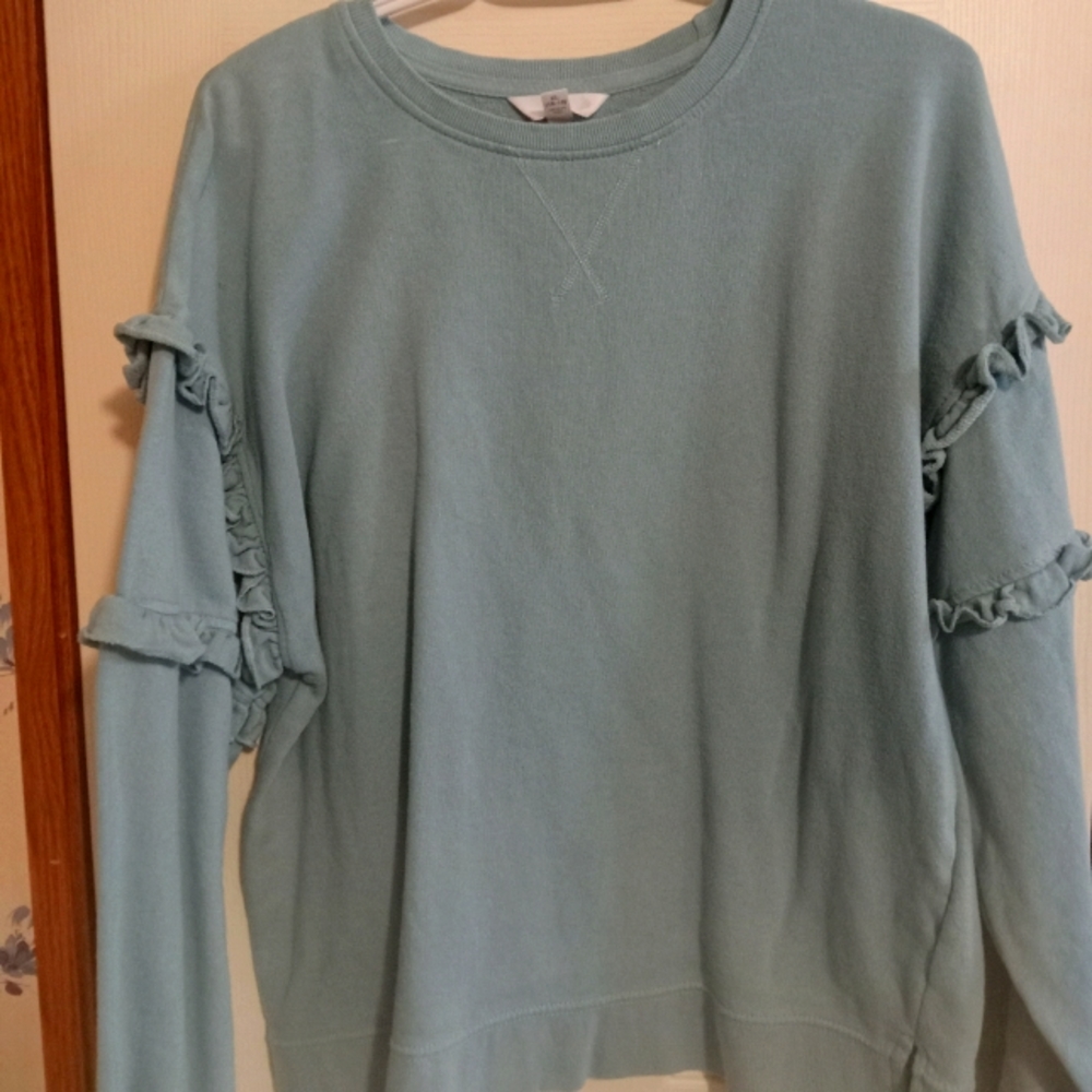 Ladies sweater shirt
